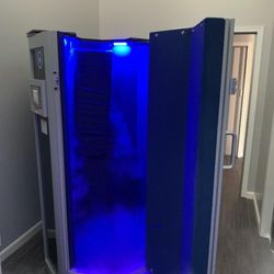 CryoCove - Cryotherapy Sauna