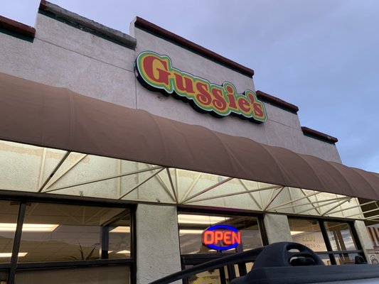 Gussie's Tamales & Bakery by null