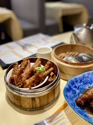 YH Seafood Clubhouse by null