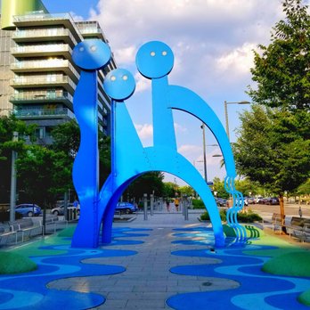 Front Street Promenade - "Water Garden" - Parks Near Me - Toronto, Ontario Front Street Promenade - "Water Garden" - Parks Near Me - Toronto, Ontario