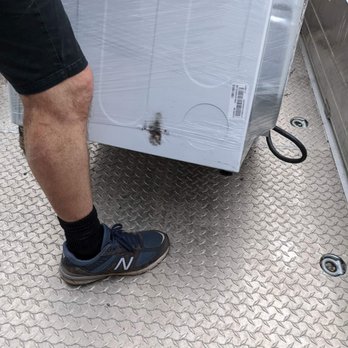 The Moving Kings - $2k washer and dryer with dents & scrapes - Movers Near Me - Round Rock, Texas The Moving Kings - $2k washer and dryer with dents & scrapes - Movers Near Me - Round Rock, Texas