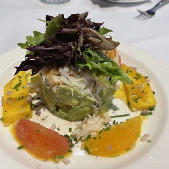 Paradiso Restaurant - Dungeness Crab and Avocado - Italian Near Me - San Leandro, California Paradiso Restaurant - Dungeness Crab and Avocado - Italian Near Me - San Leandro, California