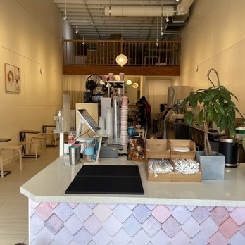 Heeretea - Inside - Coffee & Tea Near Me - San Mateo, California