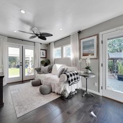 HouseSavers & DeckMasters - Interior painting completed for this beautiful modern living room.