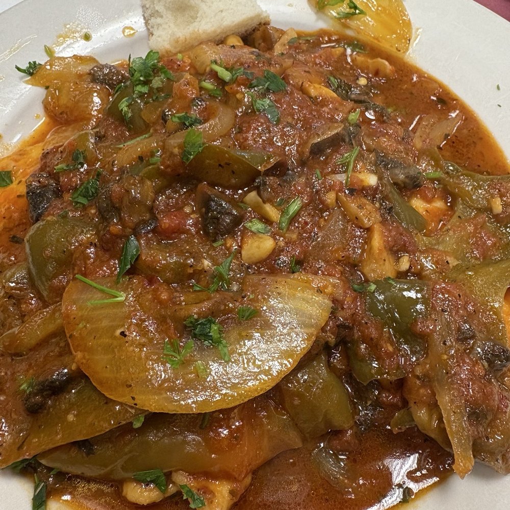 Sofia's Pizza - Chicken Cacciatore - Pizza Near Me - South Ozone Park, New York Sofia's Pizza - Chicken Cacciatore - Pizza Near Me - South Ozone Park, New York