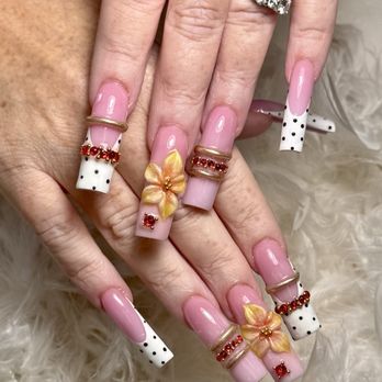 Vivi Nails and Spa - Nail Salons Near Me - Norco, California Vivi Nails and Spa - Nail Salons Near Me - Norco, California