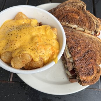 The Big Rig 2 - Patty melt with nacho cheese tots - Diners Near Me - Deland, Florida
