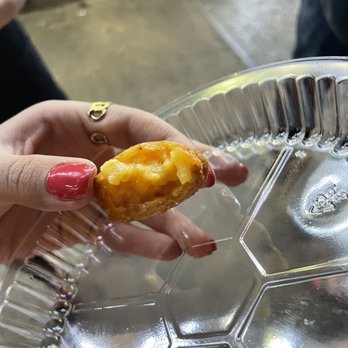 Halal Munchies - Mac N Cheese Bites - Halal Near Me - Astoria, New York
