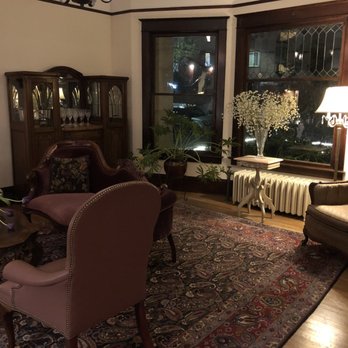 11th Avenue Inn Bed and Breakfast - Bed & Breakfast Near Me - Seattle, Washington 11th Avenue Inn Bed and Breakfast - Bed & Breakfast Near Me - Seattle, Washington