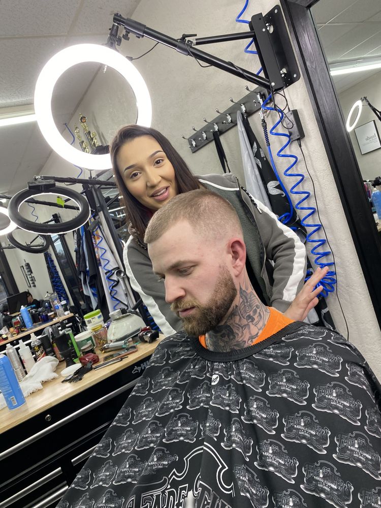 Jess The Barber Logo