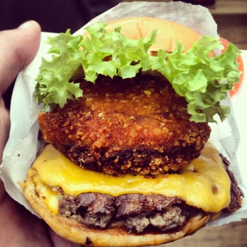 Shake Shack Covent Garden - ShakeStack - Burgers Near Me - London, XGL