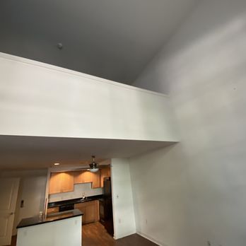 Edgewater - Leaving your apartment like this will cost your entire deposit. BEWARE OF UDR! - Apartments Near Me - San Francisco, California