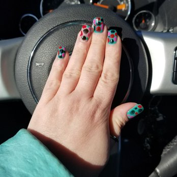 Royal Nails Spa - Nail Salons Near Me - Novi, Michigan