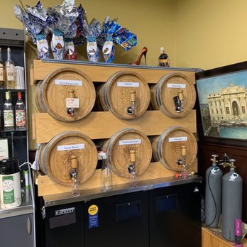 Pastryland Bakery - Wine!!!  At Pastryland! - Bakeries Near Me - Smithfield, Rhode Island