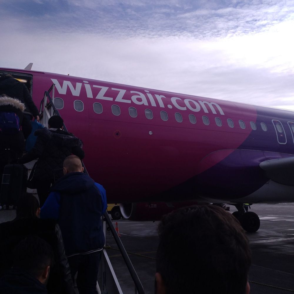 Wizz Air - Wizz Air - Airlines Near Me - Wrocław, DS Wizz Air - Wizz Air - Airlines Near Me - Wrocław, DS