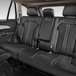 Luxury Car service & Airport Transportation - Lincoln MKT Comfortable Seats