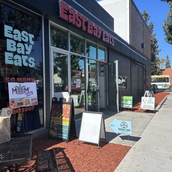 Mom's Homemade Bread - Outside - Desserts Near Me - Pleasanton, California Mom's Homemade Bread - Outside - Desserts Near Me - Pleasanton, California