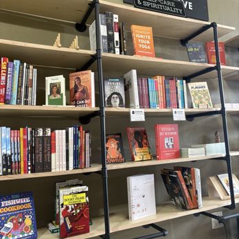Octavia's Bookshelf - Bookstores Near Me - Pasadena, California