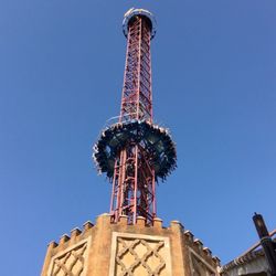Isla Mágica - Typical tower-drop thrill ride