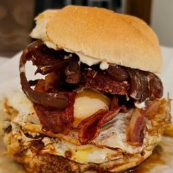 Valley Burger Shack - Double bacon cheeseburger with hasbrown fried egg and spicy chili