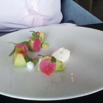 Alo Restaurant - Vegetarian course 1: avocado, finger lime, coconut - Bars Near Me - Toronto, Ontario