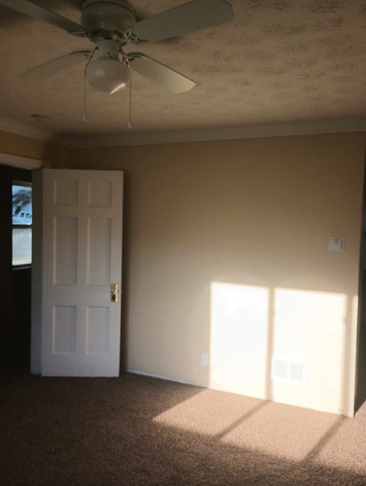 Slide of Dayton Strong Construction