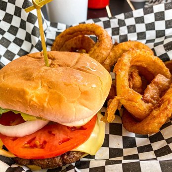 Fat Bully's - 1/4 lb burger - Burgers Near Me - Sulphur, Oklahoma Fat Bully's - 1/4 lb burger - Burgers Near Me - Sulphur, Oklahoma