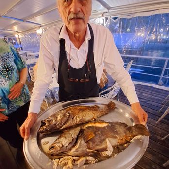Zi'Ntonio Mare - awesome seafood,  awesome service - Italian Near Me - Sorrento, NA