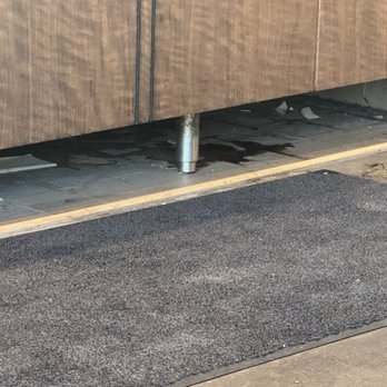 Pieology Pizzeria, Delta Shores Sacramento - Water leaking very dirty - Pizza Near Me - Sacramento, California Pieology Pizzeria, Delta Shores Sacramento - Water leaking very dirty - Pizza Near Me - Sacramento, California