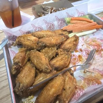 Taco Mac - Chicken Wings Near Me - Dawsonville, Georgia Taco Mac - Chicken Wings Near Me - Dawsonville, Georgia