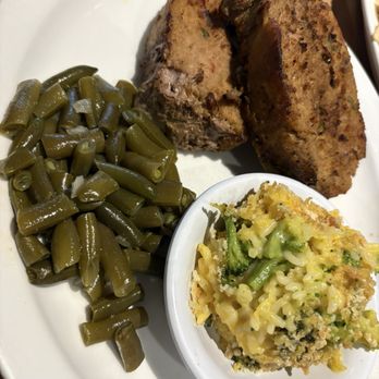 Cheddar's Scratch Kitchen - Homestyle Meatloaf - American Near Me - Brunswick, Georgia Cheddar's Scratch Kitchen - Homestyle Meatloaf - American Near Me - Brunswick, Georgia
