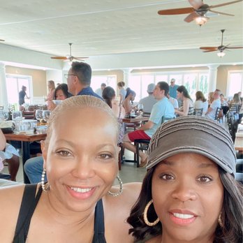 Temecula Wine Tours - Lunchtime at the Cave!!! - Wine Tours Near Me - Winchester, California Temecula Wine Tours - Lunchtime at the Cave!!! - Wine Tours Near Me - Winchester, California