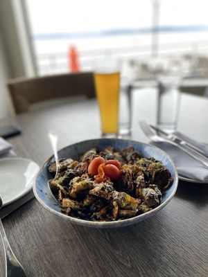 Woven Seafood & Chophouse by null