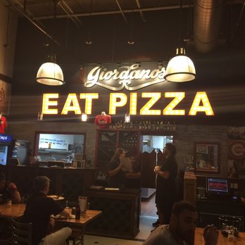 Giordano's - Pizza Near Me - Orlando, Florida