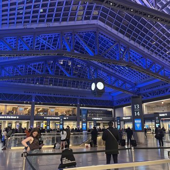 Moynihan Train Hall - Train Stations Near Me - New York, New York Moynihan Train Hall - Train Stations Near Me - New York, New York