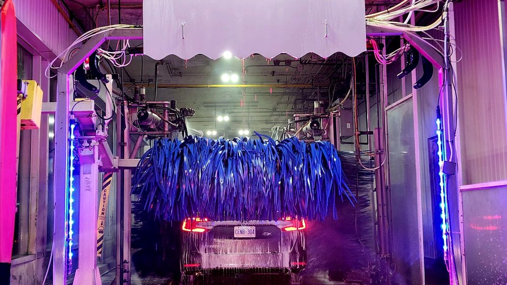 PETRO CANADA Updated September 2024 12 Photos 817 Queenston Road, Stoney Creek, Ontario