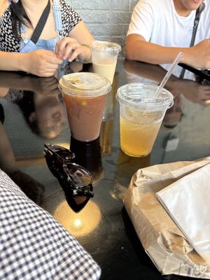 Lamplighter Coffee Roasters - Addison St by null