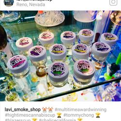 Lavi's Smoke Shop