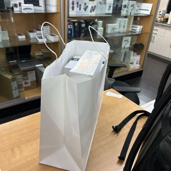 Icon Cameras - 24-70mm lens and DJI handles - Photography Stores & Services Near Me - Santa Ana, California