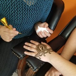 Sue Threading Salon