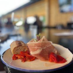 Baci Winery - Caprese con mozarella di Bufala