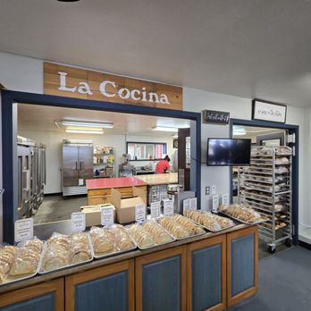 Packer Orchards & Bakery - Bakeries Near Me - Hood River, Oregon Packer Orchards & Bakery - Bakeries Near Me - Hood River, Oregon