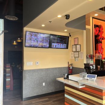 Tasty Pot - Interior - Taiwanese Near Me - Daly City, California