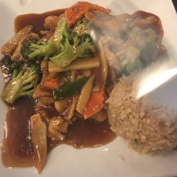 Palace Chinese Restaurant - Chicken and Broccoli - Chinese Near Me - Birmingham, Alabama Palace Chinese Restaurant - Chicken and Broccoli - Chinese Near Me - Birmingham, Alabama