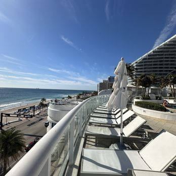Beach House Fort Lauderdale, a Hilton Resort - Beach - Hotels Near Me - Fort Lauderdale, Florida
