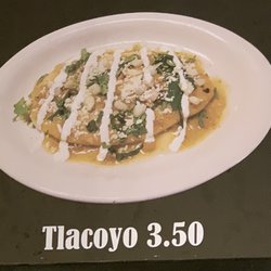La Casa del Guajolote - Tlacoyo $3.50