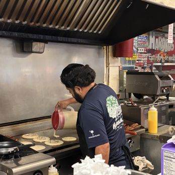 Harold's Diner - Diners Near Me - Hilton Head Island, South Carolina