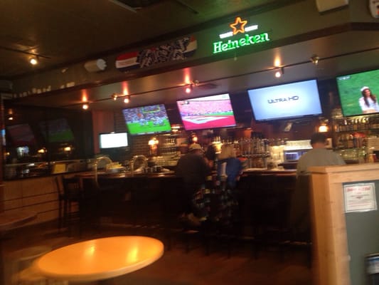 Collie's Sports Bar & Grill by null
