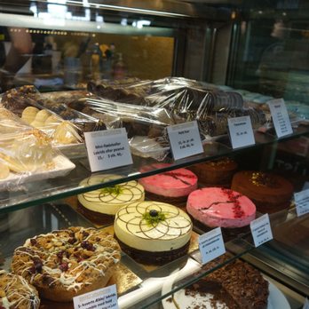 Sweet Valentine - 07/04/17 @endoedibles on Instagram for more - Desserts Near Me - København K, 84