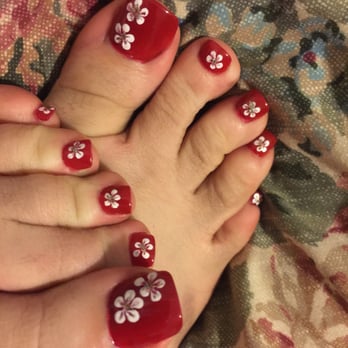 Mini Nails - Acrylic pedicure with art - Nail Salons Near Me - San Francisco, California